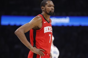 Kaiyun-杜兰特连续七场比赛得分超过战术调整，热火挑战极限！的简单介绍