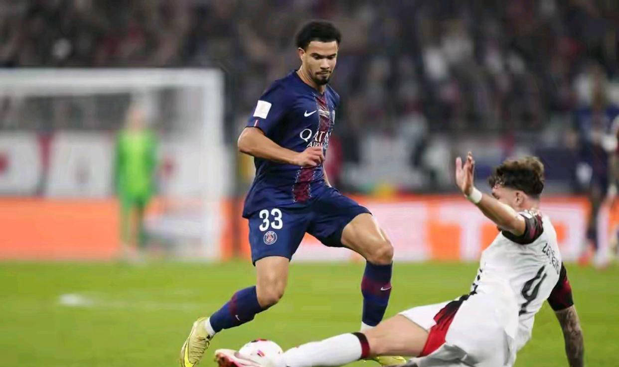 浓眉哥回归赛场,势不可挡首场状态亮眼,巴黎圣日耳曼观众沸腾!的简单介绍 浓眉哥回归赛场,势不可挡首场状态亮眼,巴黎圣日耳曼观众沸腾!的简单介绍