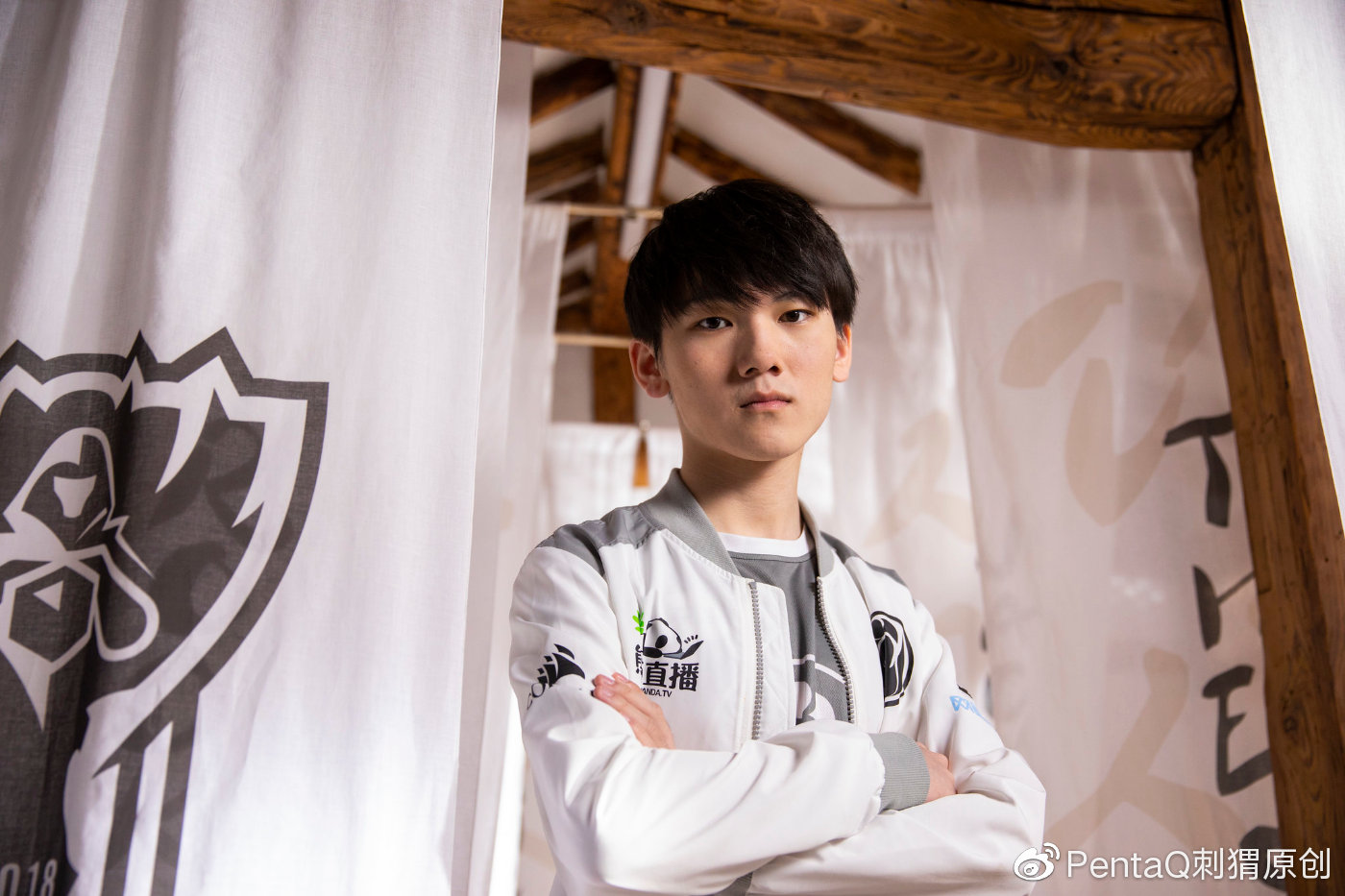 JackeyLove迎来十五赛季高光表现，IG球迷沸腾！的简单介绍